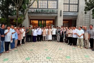 Wali Kota Tangsel Benyamin Davnie