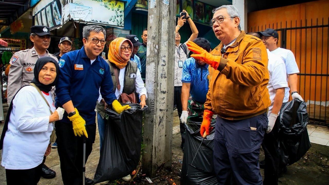 WALI KOTA TANGSEL BUDAYAKAN BERSIH