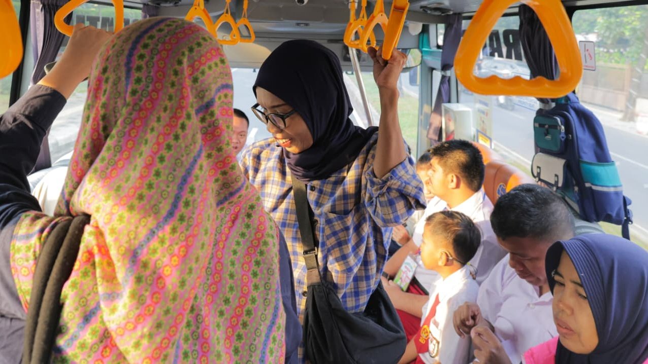 bus sekolah gratis di tangsel lagi